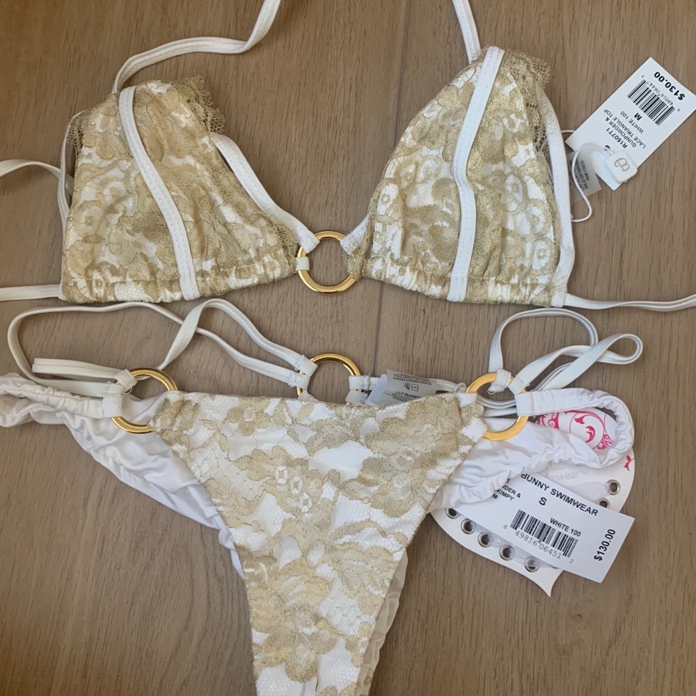 COPY - Beach bunny gunpowder & lace
